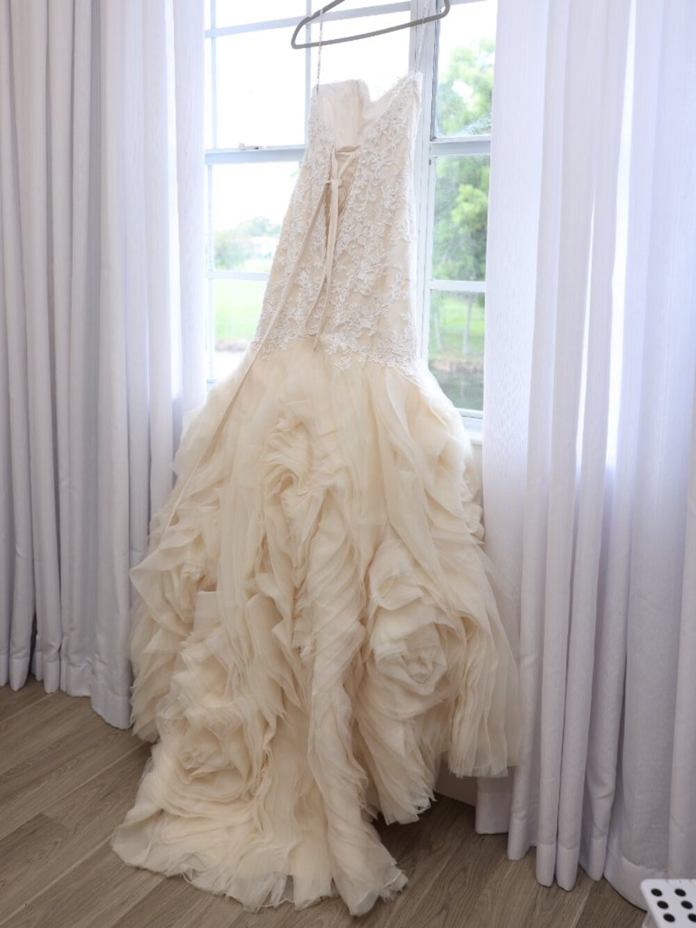 Paulina wedding gown by Maggie Sottero - Picture 8 of 16